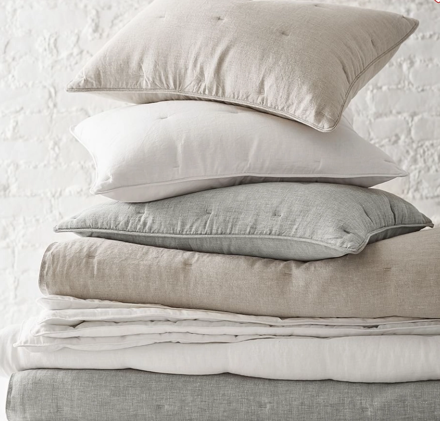 belgian-flax-linen-comforter-pillows-stacked